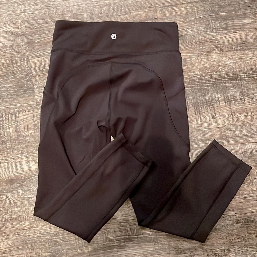 Lululemon Black Invigorate HR Crop 23” Size 6